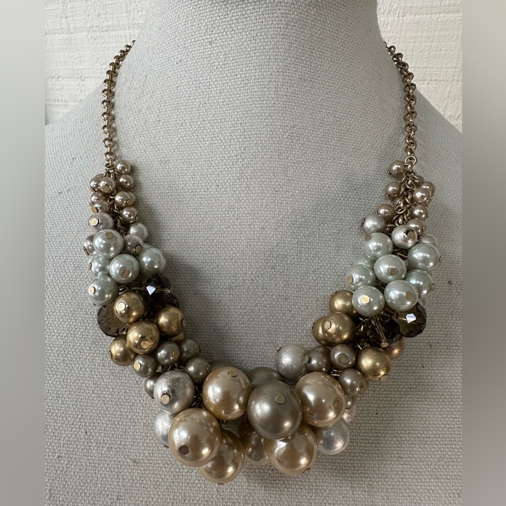 Bauble bubble bead Lia Sophia Necklace